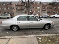 2000 Lincoln Town Car Autotrader Private Seller - Image 4