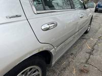 2000 Lincoln Town Car Autotrader Private Seller - Image 6