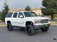 2002 GMC Yukon XL 2500 SLT 4X4 8.1L VORTEC Low Miles LIFTED - Image 7