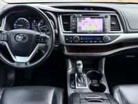 2015 Toyota Highlander V6 Limited Navigation Leather Sunroof Lawrenceville - Image 3