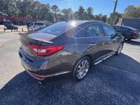 2017 Hyundai Sonata SE 4 door sedan 72k miles 1 owner Winder - Image 7