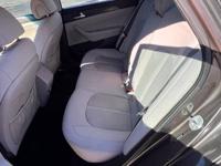 2017 Hyundai Sonata SE 4 door sedan 72k miles 1 owner Winder - Image 9
