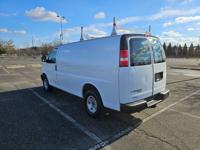 2016 Chevrolet Express 2500 ONLY 94k mil - Image 9