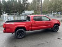 2017 Toyota Tacoma Double Cab SR5 TRD Sport 4WD V6 Long Bed --Clean-- kirkland - Image 5