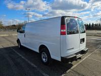 2017 GMC Savana 2500 ONLY 104k mil - Image 9