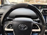 2018 Toyota Prius Prime Plus 4dr Hatchback East Brunswick, NJ - Image 9