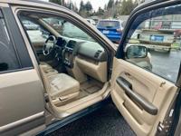 💥CLEAN 2005 Honda CRV Special Edition 4X4 LEATHER HEATED SEATS 💥 South Salem - Image 10