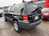 2006 Ford Escape XLT 4dr SUV w/3.0L (6215 SE 82 AVE PORTLAND,OR 97266) - Image 6