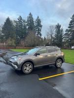 CLEAN TITTLE toyota RAV4 Portland - Image 7
