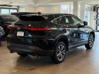 2024 Toyota Venza LE Hybrid AWD Just 19k Miles multnomah county - Image 4