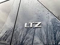 2007 Chevrolet Suburban LT 4WD 4dr SUV 2007 Chevrolet Suburban LTZ 4x - Image 7