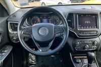 2019 Jeep Cherokee 4x4 4WD Trailhawk SUV Est. payment OAC† - Image 8