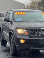 2012 Jeep Grand Cherokee // Clean Title // Pano Sunroof! // END OF YEAR DEAL!!! - Image 10