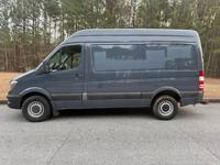 2018 Mercedes-Benz Sprinter 2500 Cargo Van Standard Roof 144.3" DOUGLASVILLE - Image 3