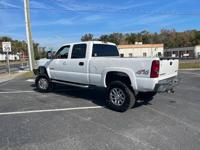 🔥 HOT DEAL – NO TRADES 🔥 2005 Chevy Silverado 2500HD • 6.0 Gas • 4x4 Jacksonville - Image 3