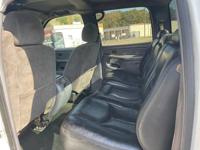 🔥 HOT DEAL – NO TRADES 🔥 2005 Chevy Silverado 2500HD • 6.0 Gas • 4x4 Jacksonville - Image 9