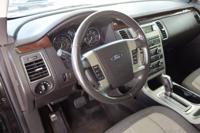 2011 Ford Flex - 3rd row! - Dealmaker Auto Sales DEALMAKER AUTO SALES - - Image 9
