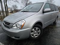 2010 KIA SEDONA ZION ILLINOIS