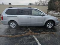 2010 KIA SEDONA ZION ILLINOIS - Image 5