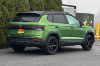 2025 Volkswagen Taos AWD All Wheel Drive VW 1.5T SE Black SUV ((CALL FOR PRICE)) - Image 5