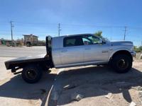 2018 Ram 3500 Megacab Laramie 6.4L Hemi 4X4 flatbed!!!! ONLY 48k miles Phoenix - Image 6
