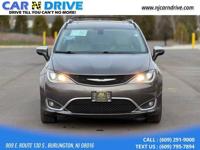 2018 Chrysler Pacifica Limited + Car N Drive - INCREDIBLE DEALS FOR TAX SEASON! - Image 4