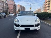 2012 Porsche Cayenne S V8 AWD Fully Loaded brooklyn - Image 3