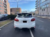 2012 Porsche Cayenne S V8 AWD Fully Loaded brooklyn - Image 7