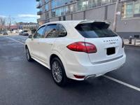 2012 Porsche Cayenne S V8 AWD Fully Loaded brooklyn - Image 8