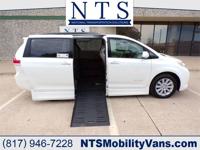 61K MILE TOYOTA SIENNA LIMITED HANDICAPPED WHEELCHAIR PWR RAMP VAN Irving, TX