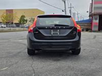 2015 Volvo V60 Brooklyn - Image 6