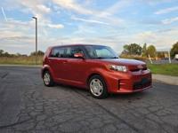 Toyota Scion xb 2012 Brooklyn - Image 9