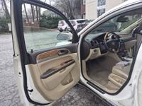 2012 Buick Enclave Premium snellville - Image 9