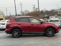 2018 Toyota RAV4 Hybrid SE AWD 4dr SUV CRYSTAL AUTO SALES ~ NASHVILLE - Image 5
