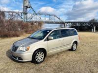 2014 Chrysler Town and country Touring 7 seater motorhubnj.com - Image 3