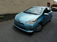 2012 Toyota Prius c Three 4dr Hatchback - Image 4