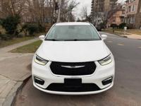 2021 Chrysler Pacifica Touring L AWD Staten Island NY - Image 3