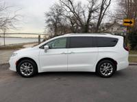2021 Chrysler Pacifica Touring L AWD Staten Island NY - Image 6