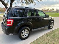 2011 FORD ESCAPE Houston - Image 4