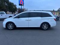 2013 Honda Odyssey EX-L Minivan /8-Passenger / Power Doors / Camera Salem-1477 Hawthorne Ave NE - Image 3