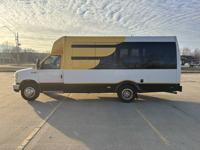 2017 Ford E-450 Shuttle/Party/Limo/Church Bus - Image 7
