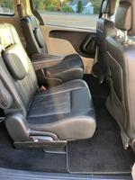 2016 Chrysler Town & Country Touring washington county - Image 10
