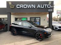2017 Porsche Cayenne Turbo/Clean Title & Carfax