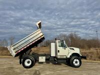2008 INTERNATIONAL DUMP! LOW MILES, ONE OWNER! - Image 7