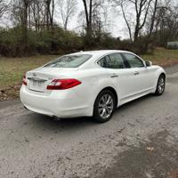2014 Infiniti q70 Nashville - Image 8