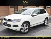 2012 VOLKSWAGEN TOUARGE VR6 SPORT AWD NAV LEATHER LOADED! Chicago Auto Capital - Image 2