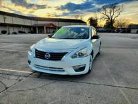 2013 Nissan Altima – Clean Title – Cash – Runs Great Houston - Image 3