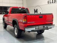 2001 Chevrolet Chevy Silverado 2500 LS Regular Cab 4X4 / 6.0L V8 / LONG BED /ZER + MM Investment Cars-Gladstone / WE SHIP NATIONWIDE - Image 8