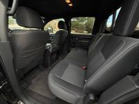 2019 Nissan Titan XD SV Crew Cab Midnight Edition 4x4 Diesel Aurora - Image 10