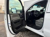 2017 Chevrolet Chevy Silverado 3500hd WT 4X4! BACKUP CAMERA! KNAPHEIDE - Image 10